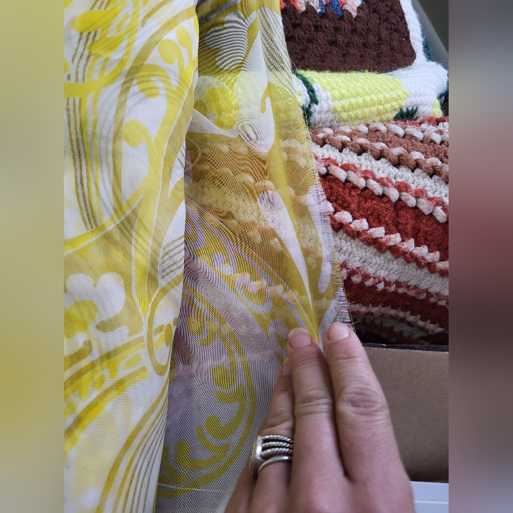 Vintage Fabric, 1 yard off 4' tall Roll